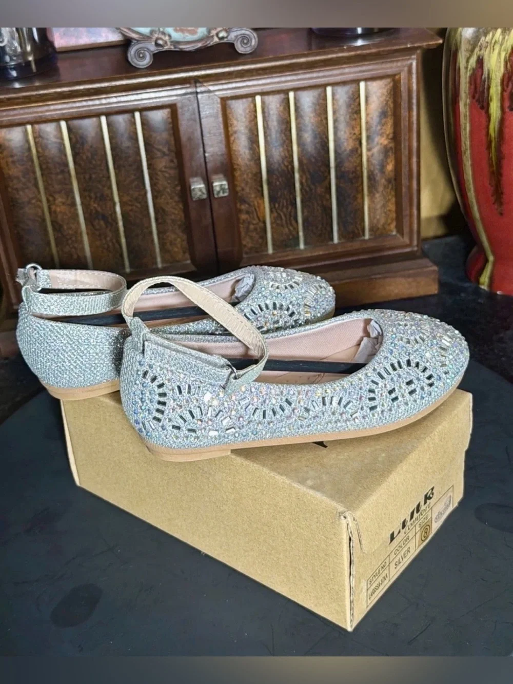 Girls' Size 8 Link Comfort Silver Rhinestone Flats with Ankle Strap
